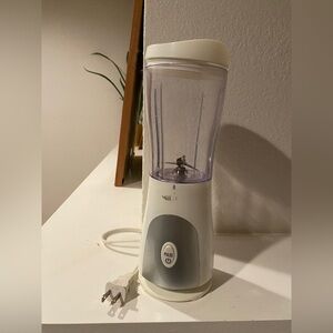 Mueller 15 Oz personal blender